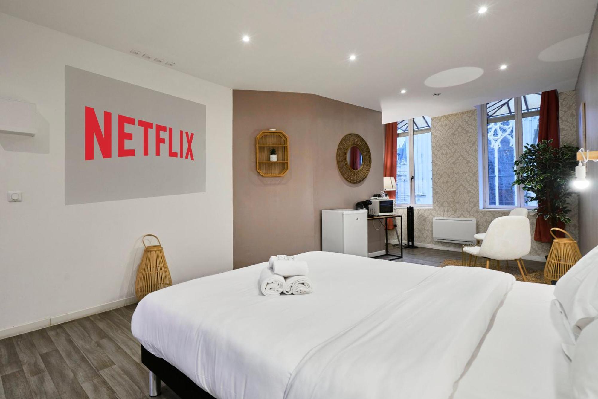 Ng Suitehome - Lille I Roubaix Centre I Grand Place - Balneo - Netflix - Wifi Zewnętrze zdjęcie